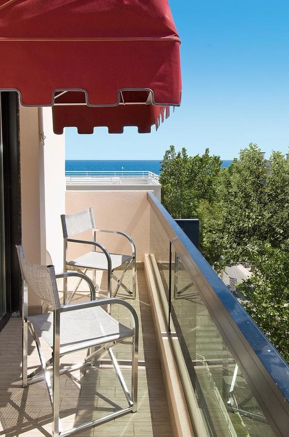 Hotel Novella Misano Adriatico Eksteriør bilde